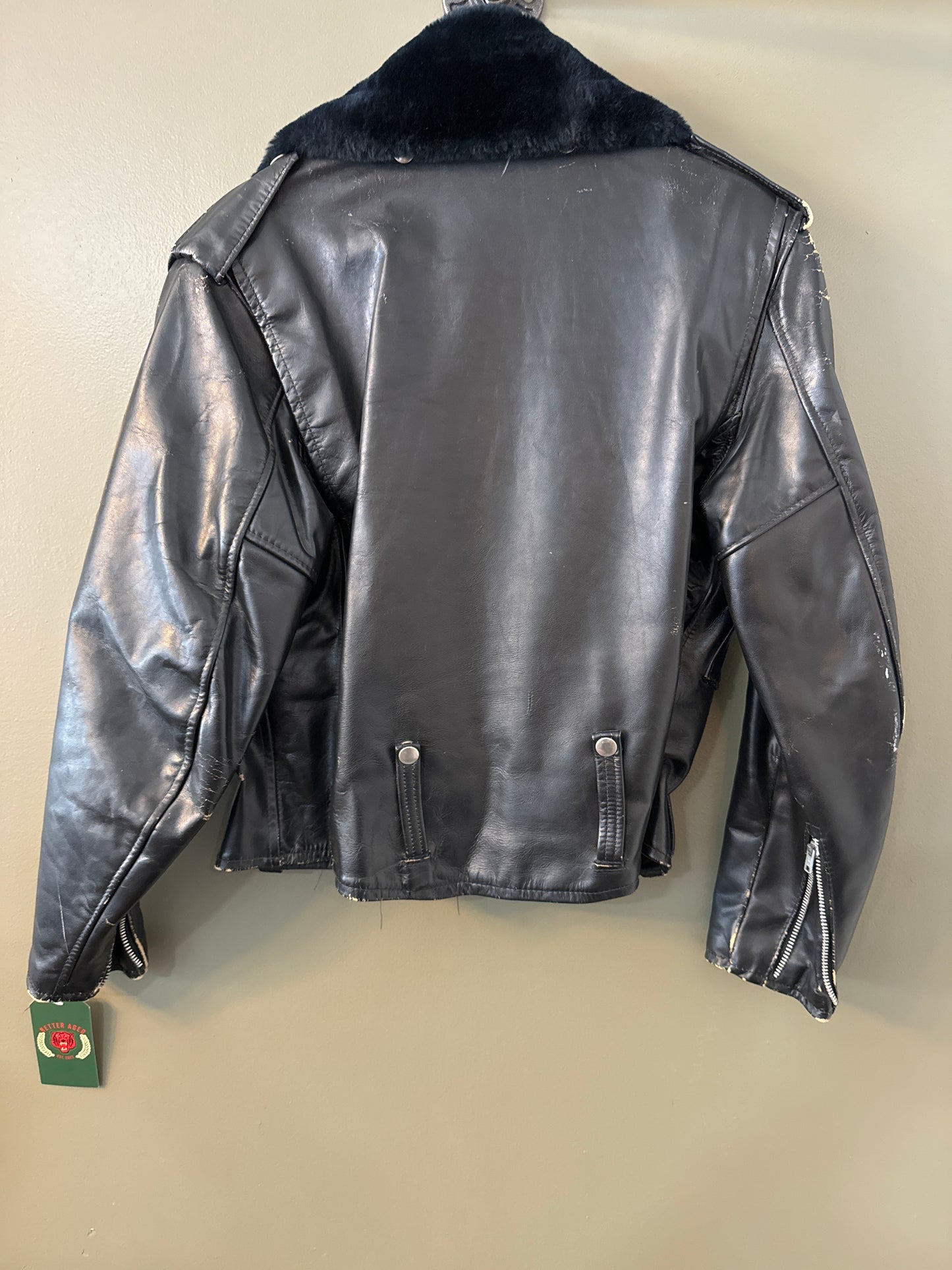 Vintage 1970’s Harley Davidson AMF cycle queen medium
