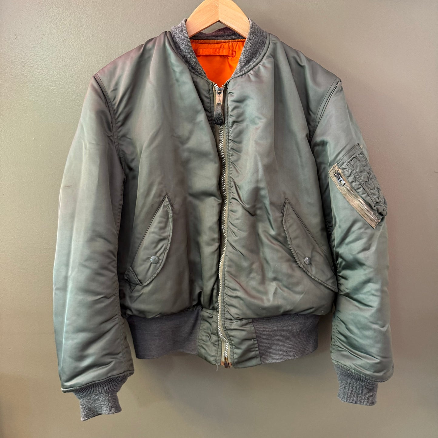 1970s reversible U.S. military ma-1 flight jacket size medium