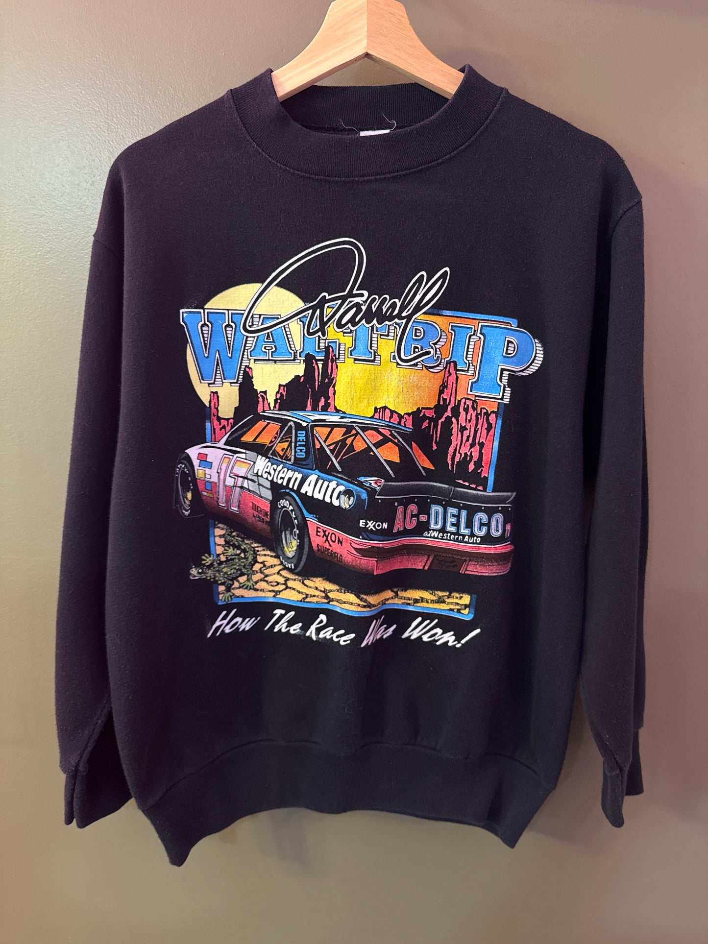Vintage 1990’s nascar racing crewneck sweatshirt size medium