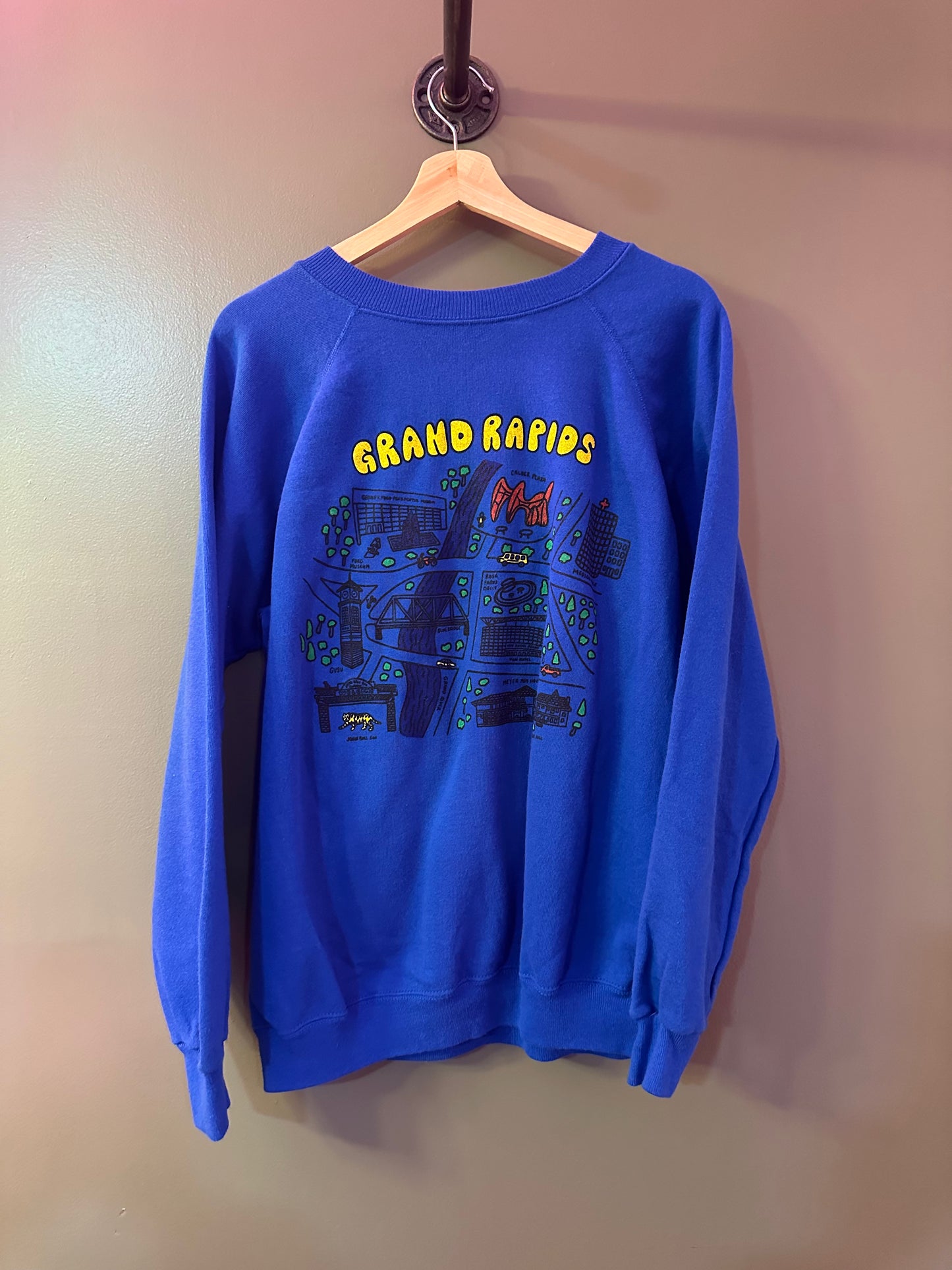 Betteraged Grand Rapids vintage sweatshirt blue size large
